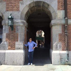 Meet your Posher, Jonathan